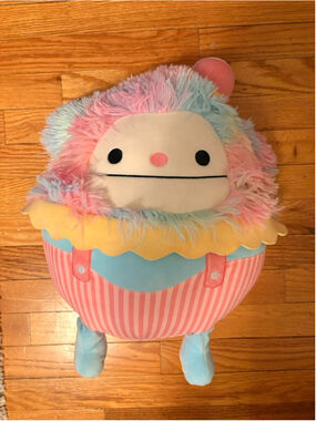 NWT Squishmallows Zozo